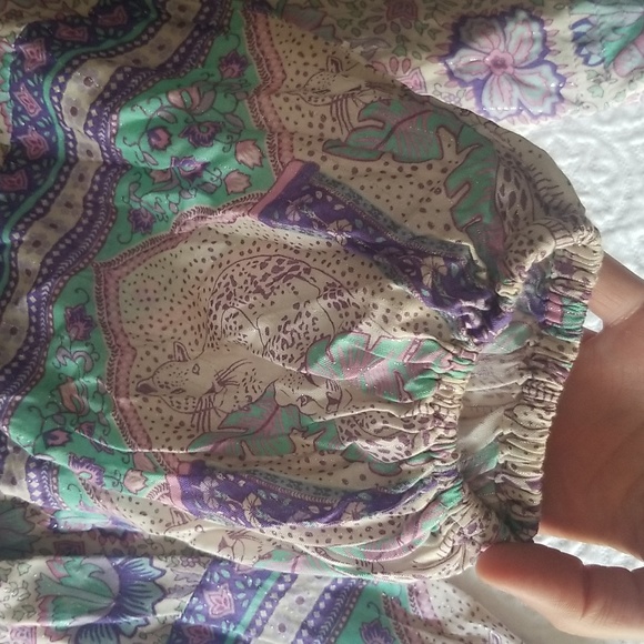 Spell and the Gypsy Poinciana Blouse - Picture 9 of 15